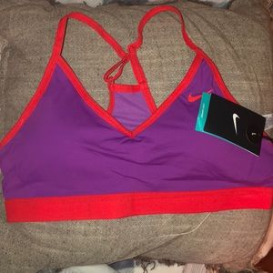 Never worn Nike sports bra